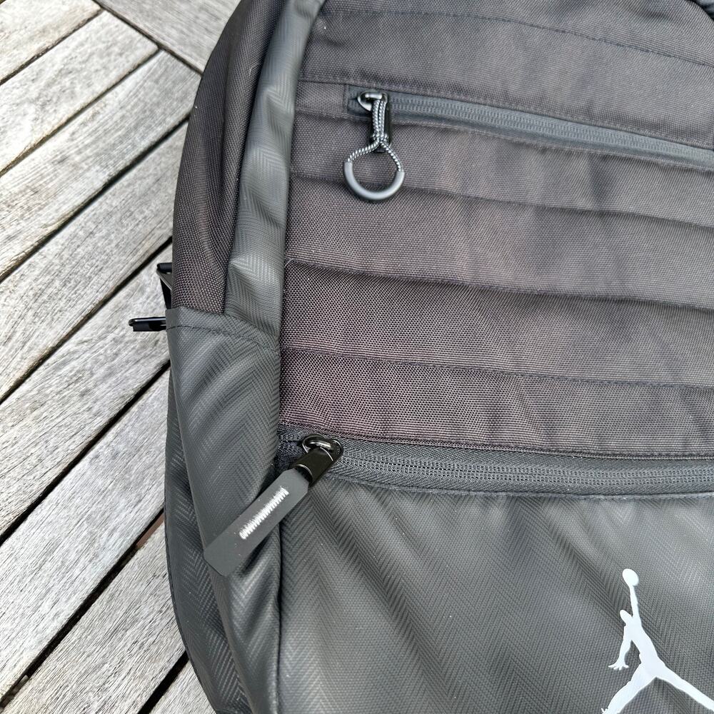 Air Jordan Airborne Weather Resistant Nike Backpack 15" Laptop Black 9A1944-023 - Picture 3 of 16